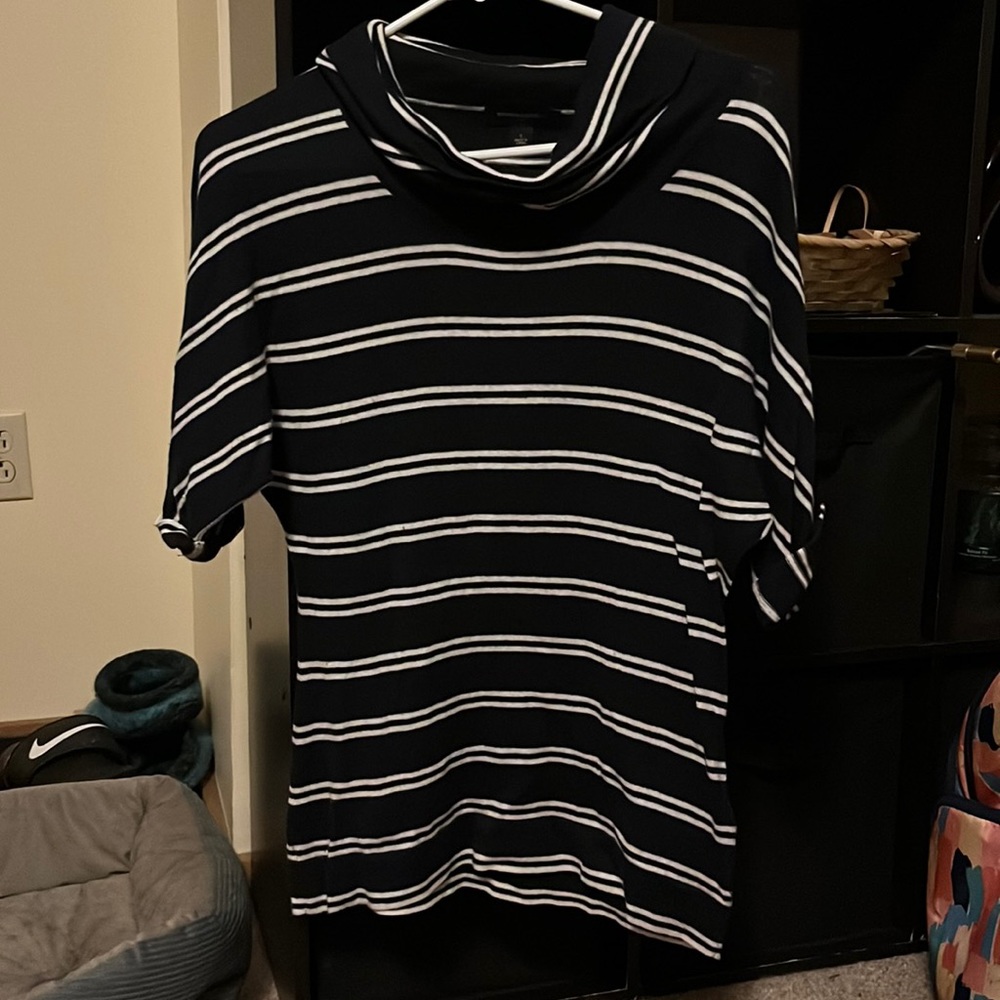 Cowl neck short-sleeve sweater